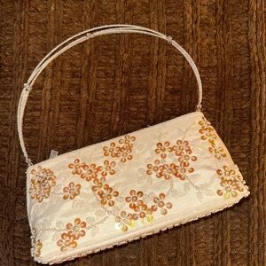 Beaded Floral Embellished Cream Purse